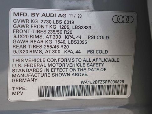 Used 2024 Audi Q4 e-tron Premium Plus w/ Premium Plus image 40