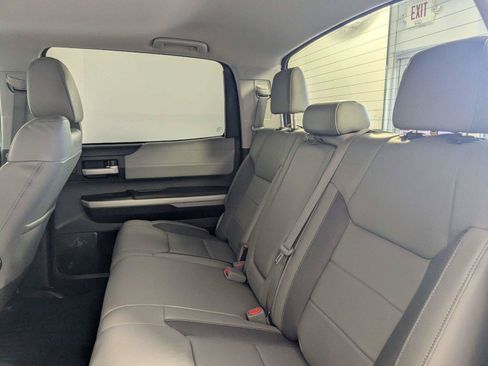 Used 2018 Toyota Tundra Limited w/ Limited Premium Package AWD/4WD image 33