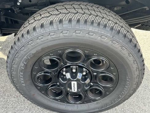 New 2026 Ford F250 Lariat w/ Black Appearance Package image 18