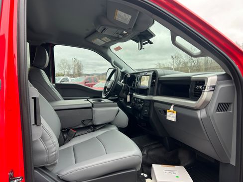 New 2026 Ford F550 4x4 Supercab Super Duty image 19