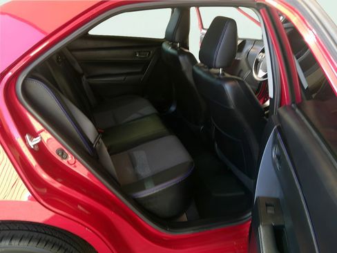 Used 2017 Toyota Corolla SE image 13