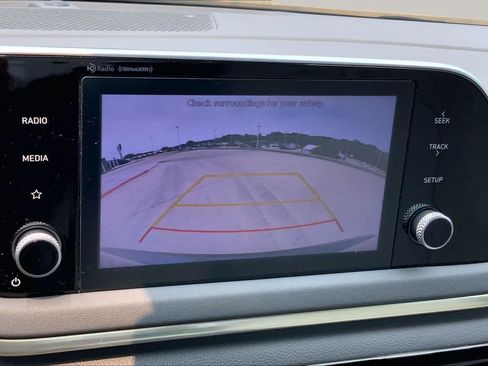Used 2022 Hyundai Sonata SEL w/ Preferred Accessory Package FWD image 28