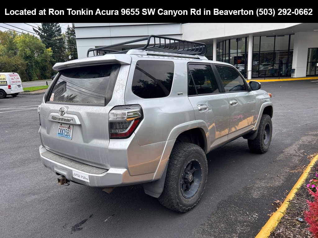 Used 2015 Toyota 4Runner SR5 AWD/4WD image 3