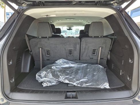 Used 2019 Chevrolet Traverse LT image 14