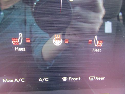 New 2026 RAM 3500 Big Horn AWD/4WD image 40