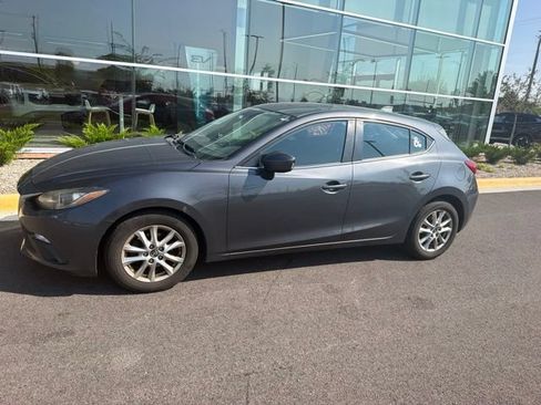 Used 2014 MAZDA MAZDA3 i Grand Touring FWD image 2