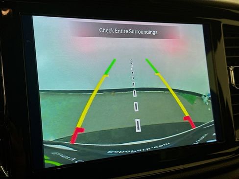 Used 2024 Dodge Durango GT image 23