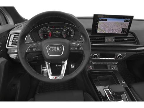 Used 2022 Audi SQ5 Prestige w/ Prestige Package image 7