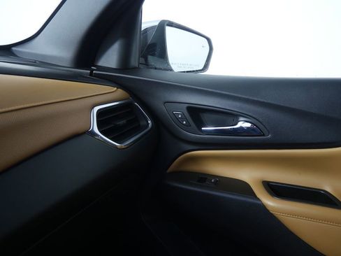 Used 2020 Chevrolet Equinox Premier image 28