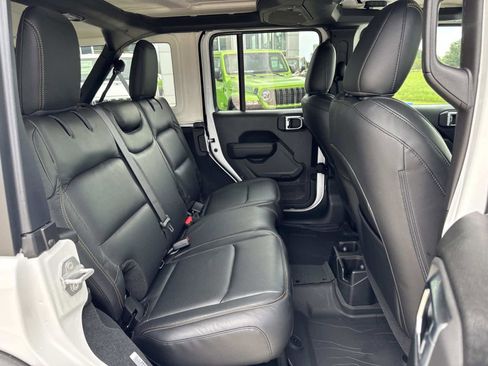 New 2025 Jeep Wrangler Sport S image 18