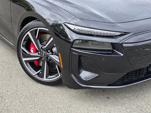 New 2025 Audi S6 e-tron Premium Plus image 9