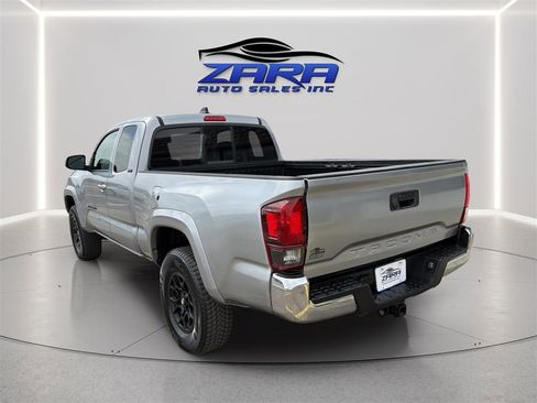 Used 2020 Toyota Tacoma SR5 w/ Blackout Package image 5