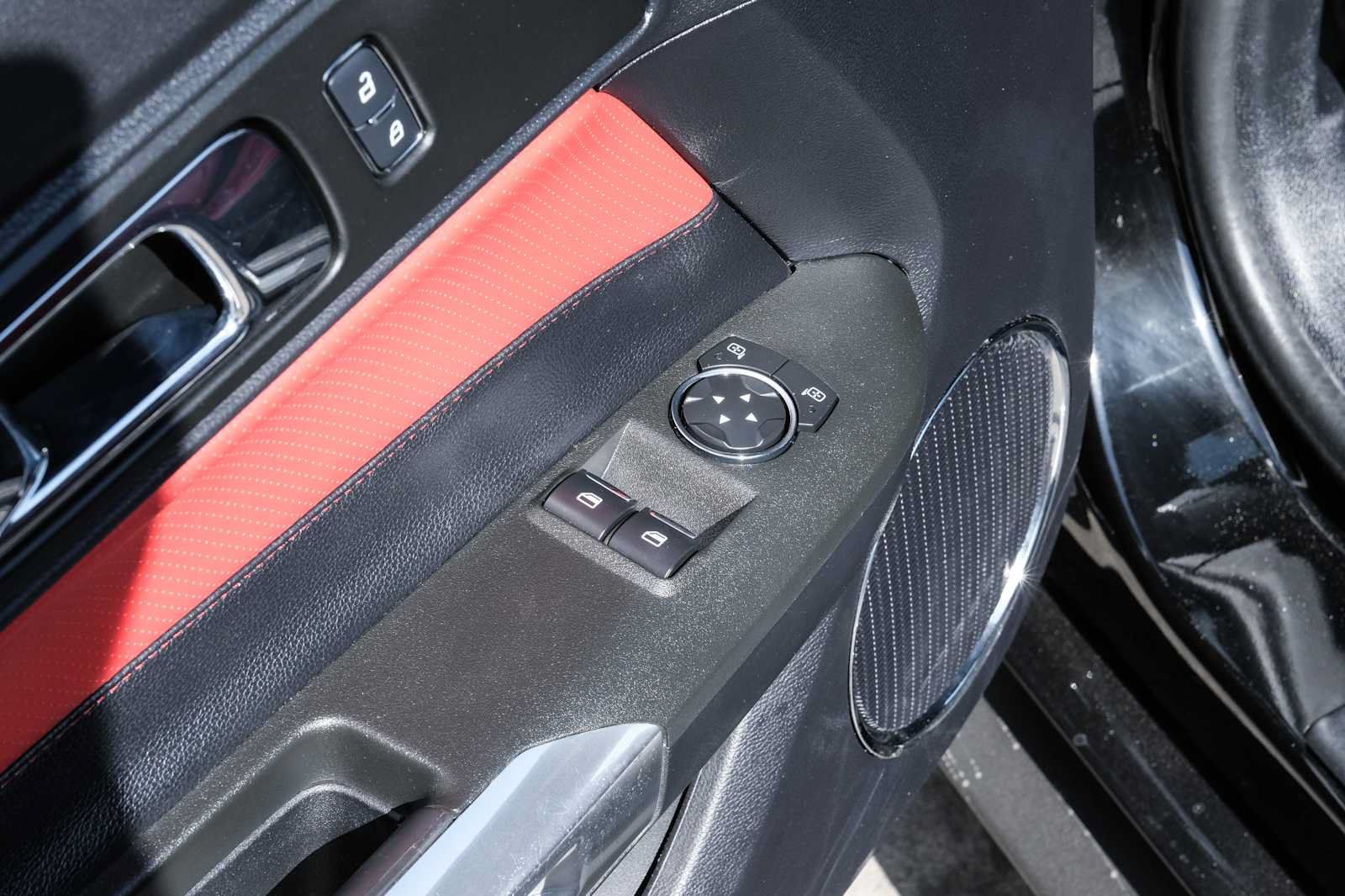 Used 2016 Ford Mustang GT Premium w/ GT Performance Package RWD image 32