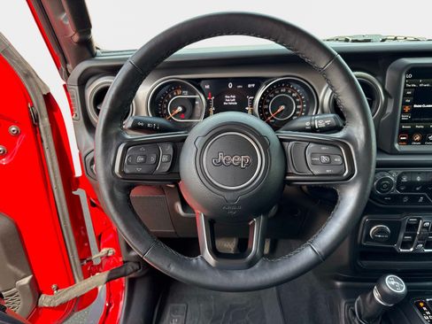 Certified 2022 Jeep Gladiator Sport AWD/4WD image 26