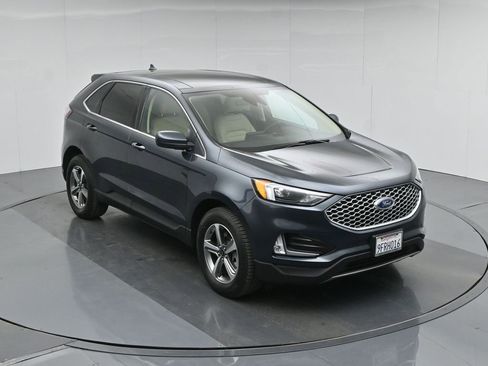 Certified 2023 Ford Edge SEL w/ Convenience Package AWD/4WD image 41