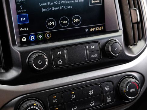 Used 2022 Chevrolet Colorado LT w/ LT Convenience Package image 20