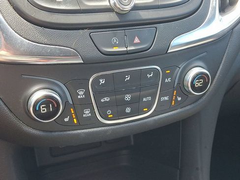 Certified 2023 Chevrolet Equinox LT AWD/4WD image 16