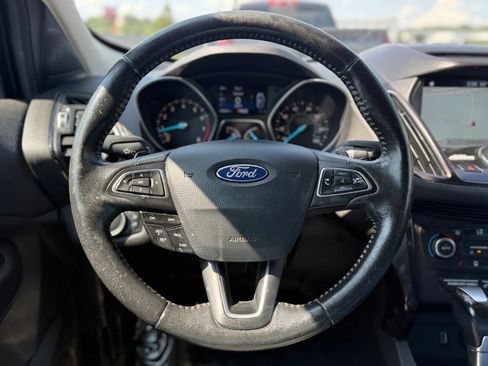 Used 2017 Ford Escape Titanium w/ Canadian Touring Package AWD/4WD image 25