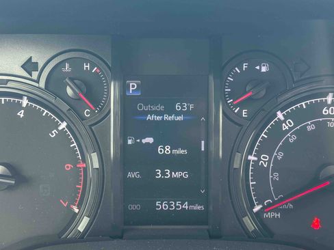 Used 2023 Toyota 4Runner SR5 Premium w/ Moonroof Package AWD/4WD image 27