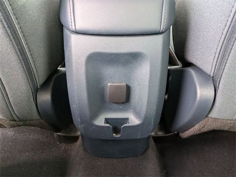 Certified 2023 Ford Maverick XLT image 16