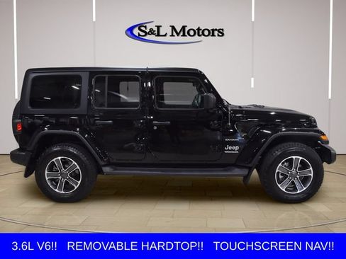 Used 2023 Jeep Wrangler Unlimited Sahara AWD/4WD image 9