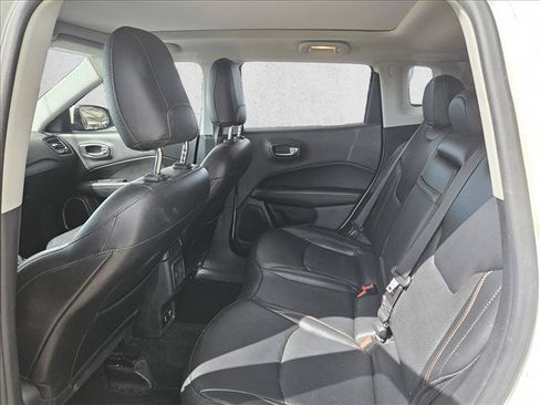 Used 2019 Jeep Compass Limited AWD/4WD image 13