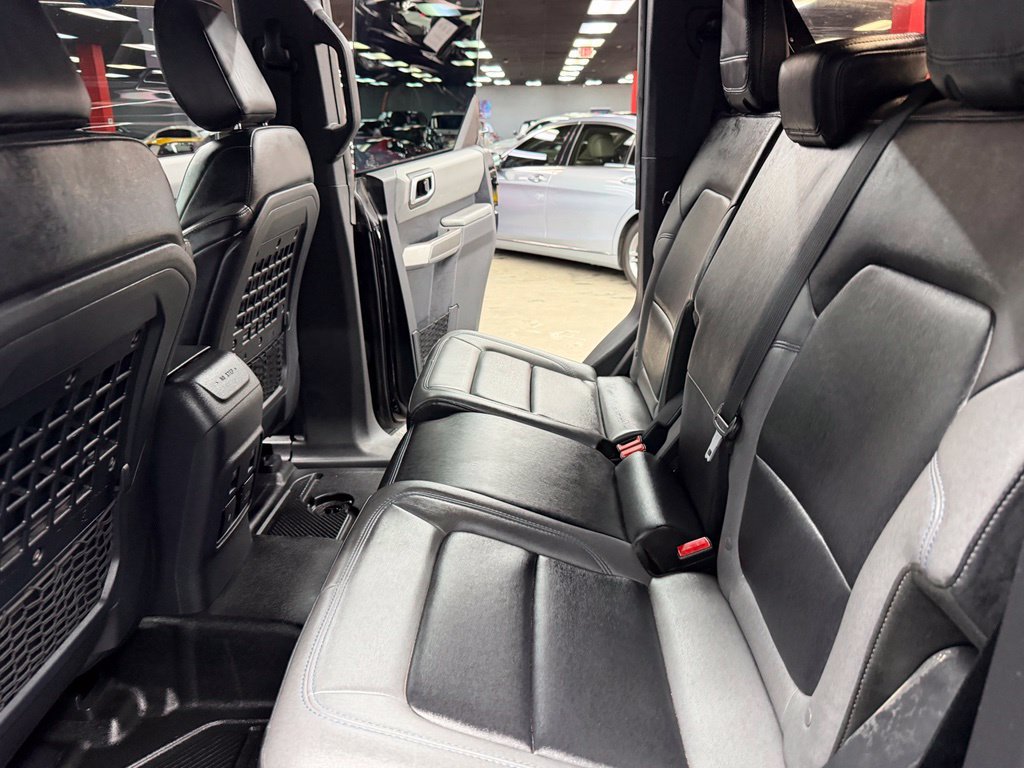 Used 2023 Ford Bronco Black Diamond AWD/4WD image 38