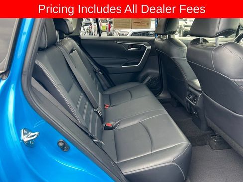 Used 2021 Toyota RAV4 XLE Premium FWD image 20