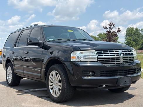 Used 2011 Lincoln Navigator 4WD w/ 101A Rapid Spec Order Code image 1