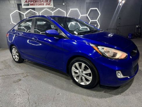 Used 2013 Hyundai Accent GLS w/ Premium Pkg FWD image 7