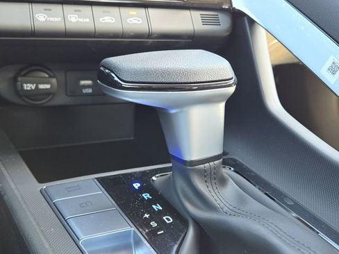 New 2026 Hyundai Elantra Hybrid FWD image 13