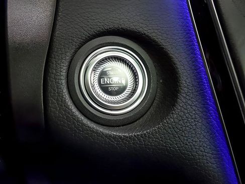 Used 2023 Mercedes-Benz GLC 300 4MATIC Coupe image 17