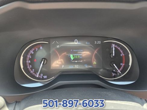 Used 2020 Toyota RAV4 Limited AWD/4WD image 30