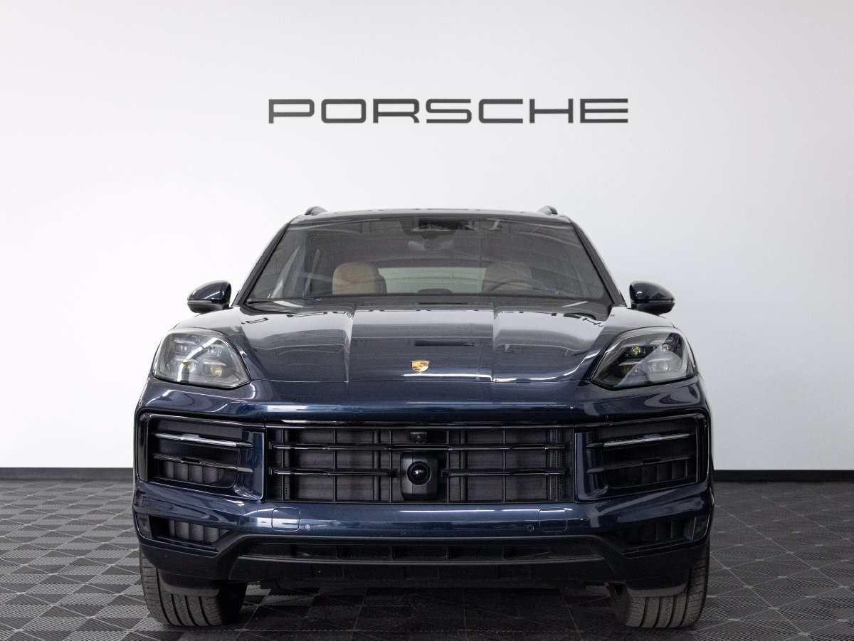Certified 2026 Porsche Cayenne S AWD/4WD image 10