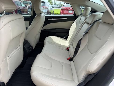 Used 2017 Ford Fusion Titanium FWD image 9
