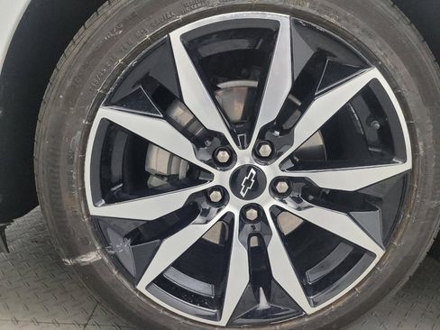 Used 2022 Chevrolet Malibu RS image 31