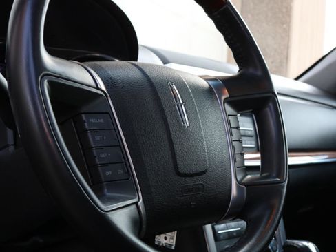Used 2011 Lincoln MKZ FWD image 26