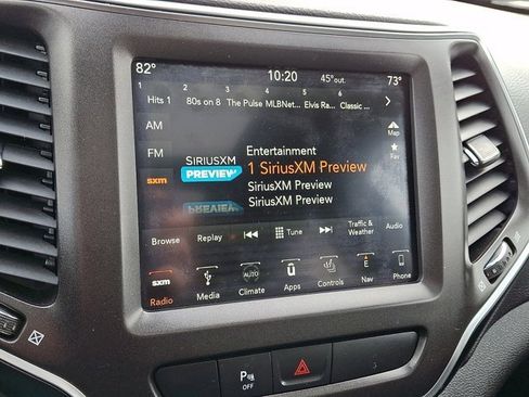 Used 2019 Jeep Cherokee Trailhawk image 22