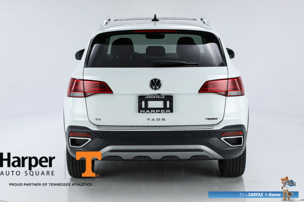 Used 2023 Volkswagen Taos SE w/ Panoramic Sunroof Package AWD/4WD image 8