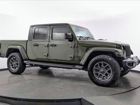 Used 2023 Jeep Gladiator Sport AWD/4WD image 11