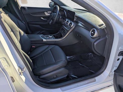 Used 2021 Mercedes-Benz C 300 Sedan image 21