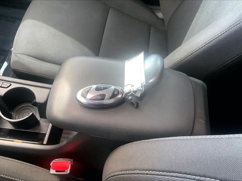 Certified 2025 Hyundai Kona SEL FWD image 16