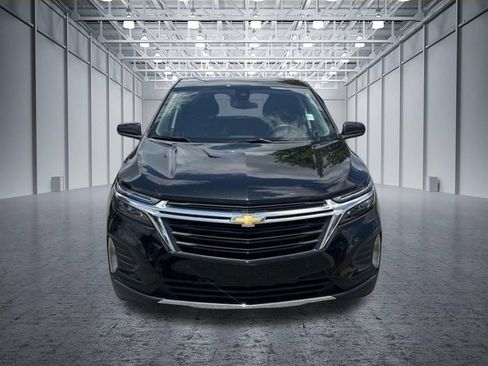 Used 2024 Chevrolet Equinox LT FWD image 2
