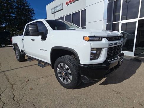 Used 2023 Chevrolet Silverado 2500 Custom w/ Custom Value Package image 1