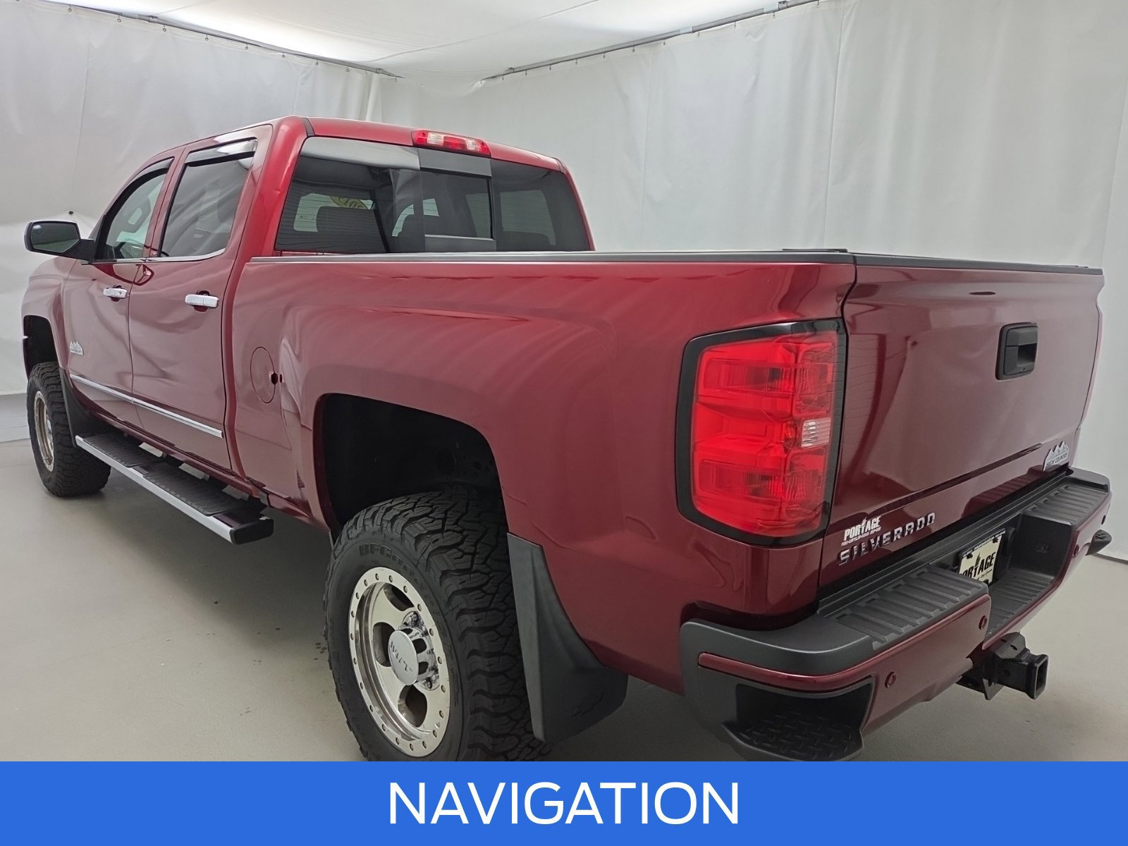 Used 2019 Chevrolet Silverado 2500 High Country AWD/4WD image 5