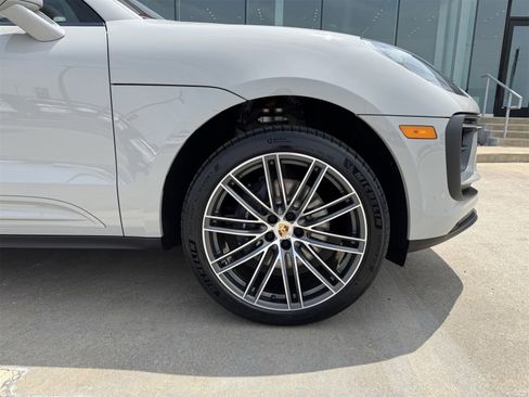 New 2025 Porsche Macan image 11