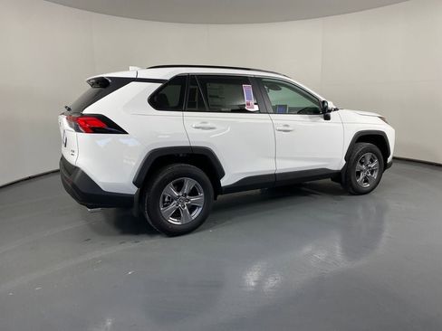 New 2025 Toyota RAV4 XLE w/ Convenience Package image 4