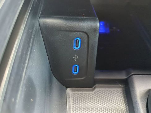 Certified 2024 Mercedes-Benz EQE 500 4MATIC Sedan image 10