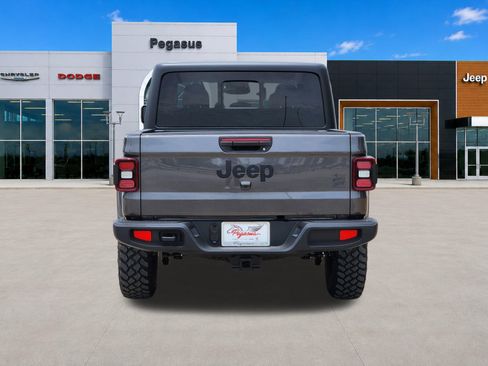 New 2026 Jeep Gladiator Sport AWD/4WD image 8
