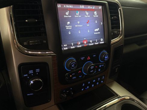 Used 2018 RAM 2500 Laramie AWD/4WD image 57